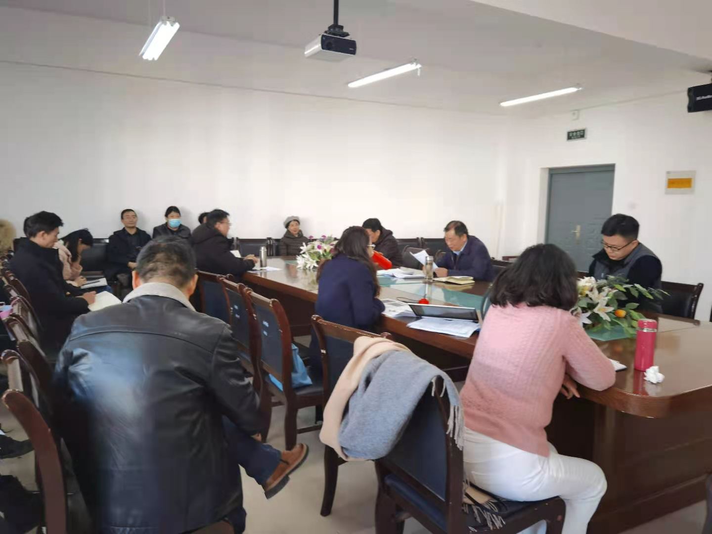 f30b28fcc7064e8f9700fe7e34f2fb8e.jpg 1.jpg